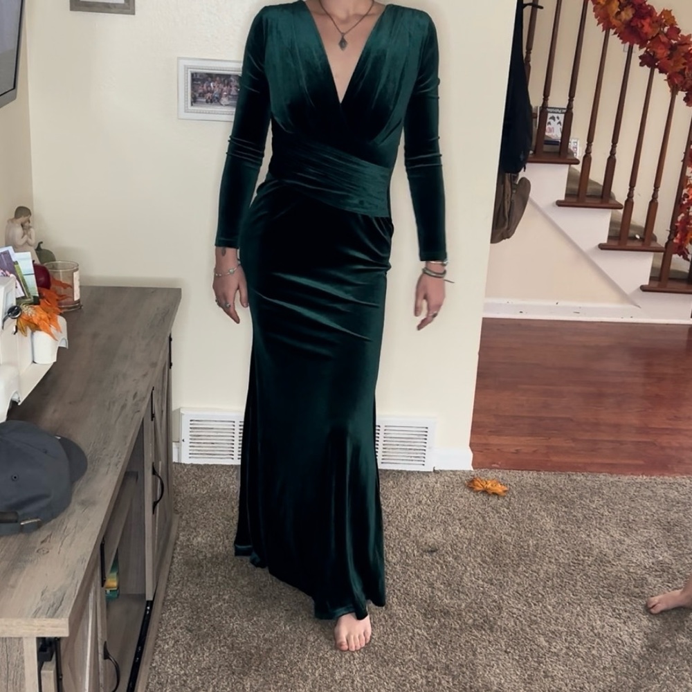 SHEIN velvet emerald green dress